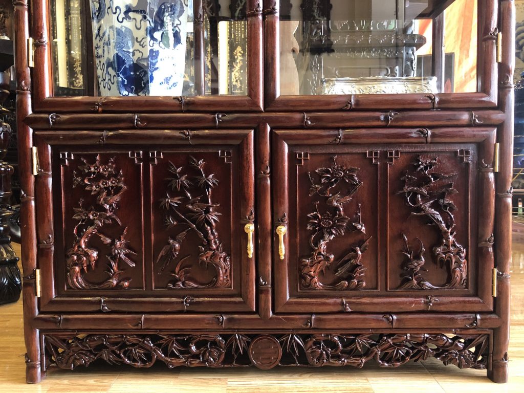 Đôi cánh đục chạm Tứ Quý