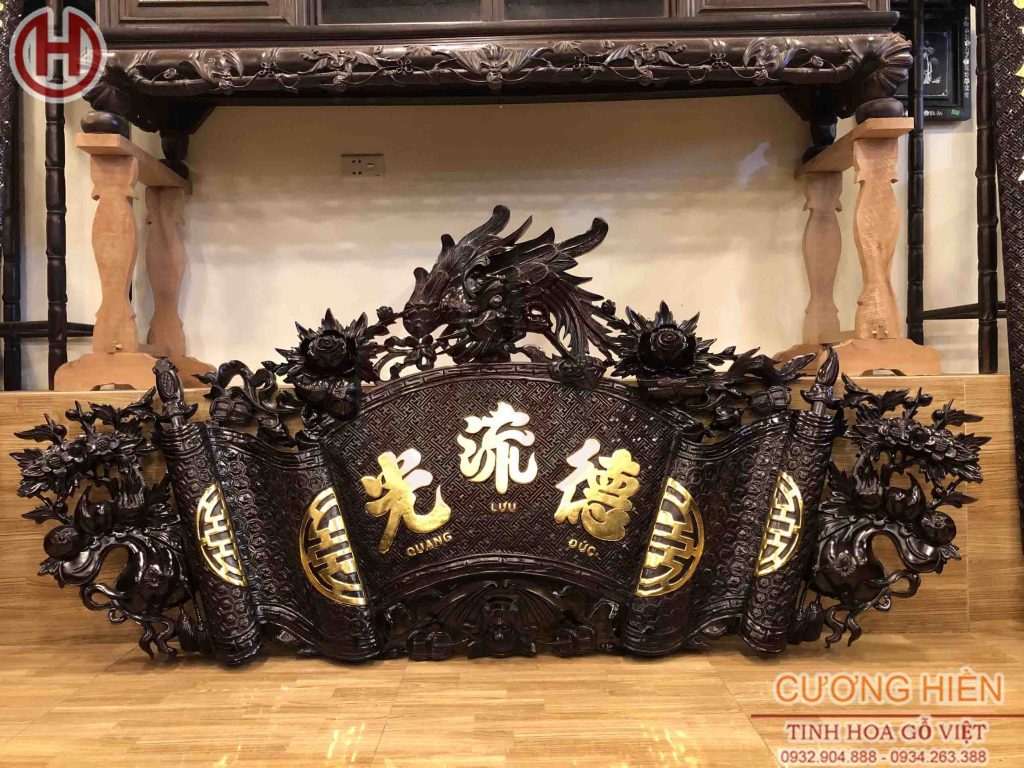 Hình ảnh Cuốn Thư Câu Đối Sơn Son Thiếp Vàng Chữ ( Đức Lưu Quang)