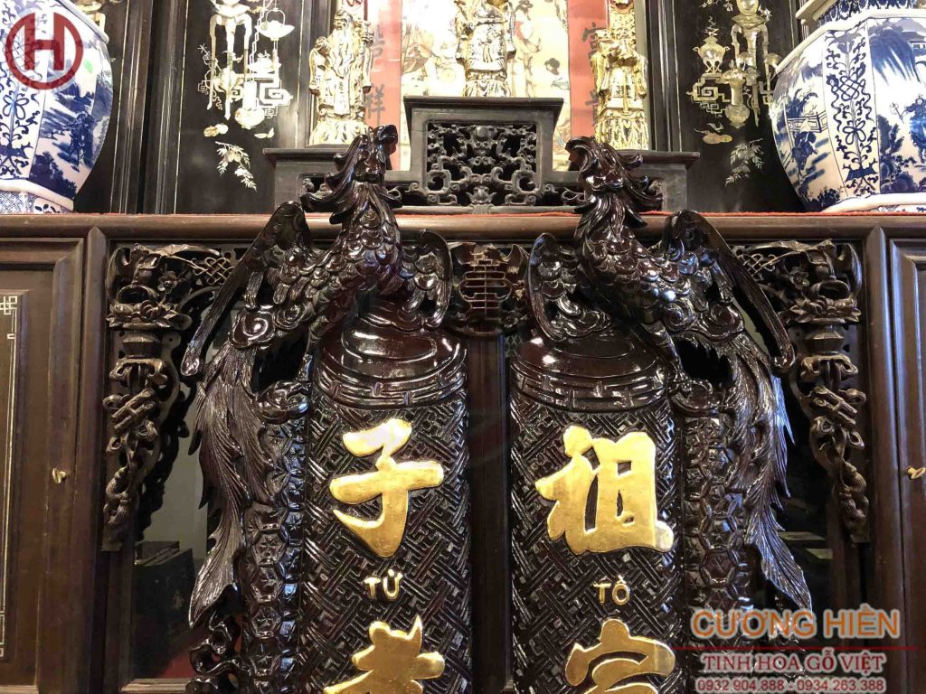 Hình ảnh Cuốn Thư Câu Đối Sơn Son Thiếp Vàng Chữ ( Đức Lưu Quang)