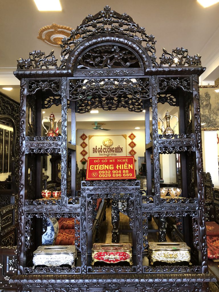 Tủ Bày Đồ Hoa Mai