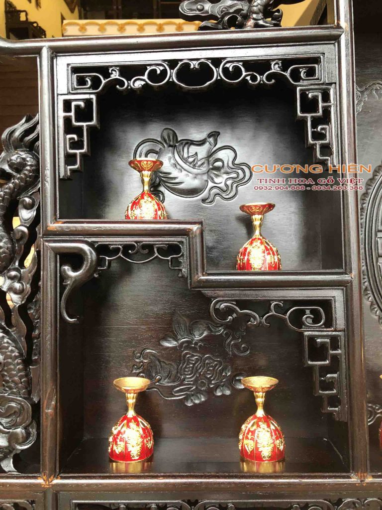 Tủ bày đồ treo tường