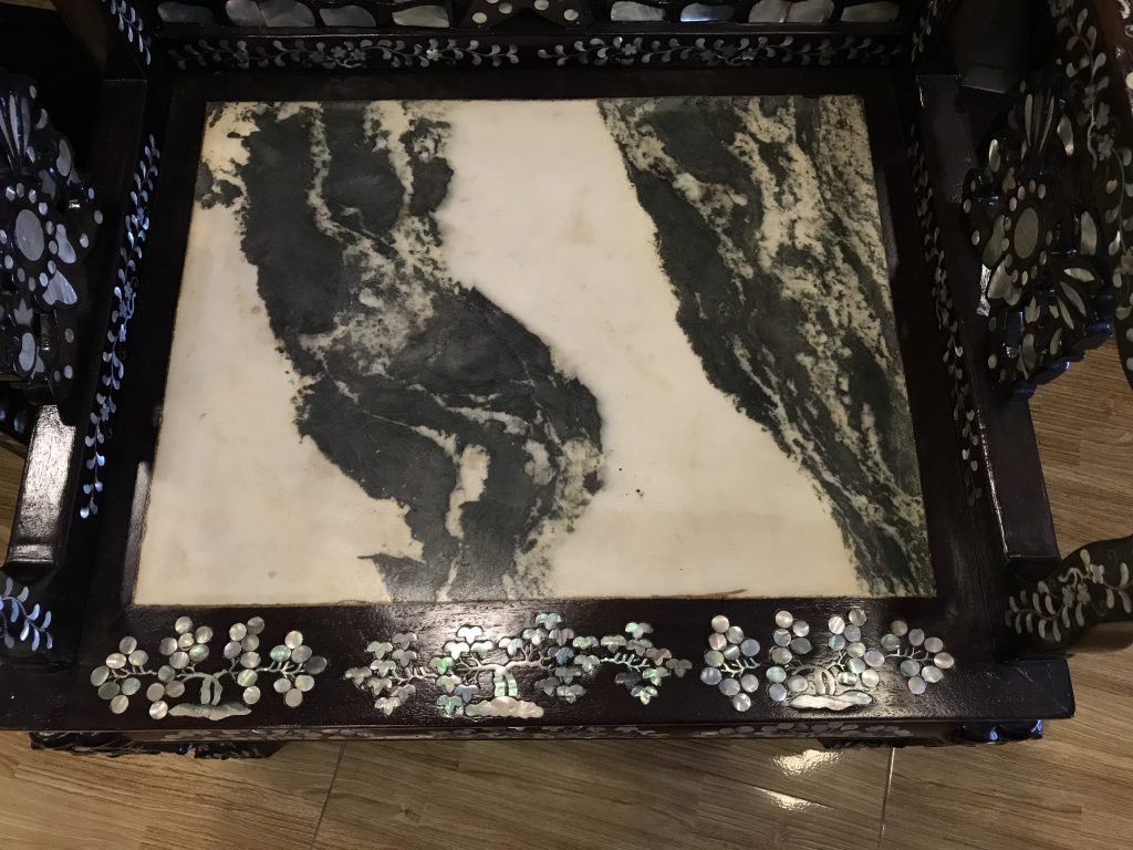 vách cẩn ốc sang trọng